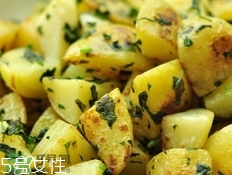 魚香菜的營養(yǎng)價(jià)值_魚香菜的功效與作用及食用方法