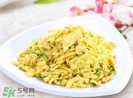 香椿炒雞蛋有毒嗎？香椿炒雞蛋的禁忌