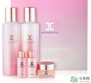 jayjun水乳套盒粉色藍(lán)色那個(gè)好？jayjun水乳粉色藍(lán)色區(qū)別