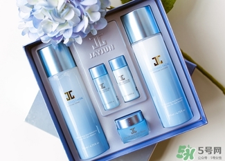 jayjun水乳套盒粉色藍(lán)色那個(gè)好？jayjun水乳粉色藍(lán)色區(qū)別