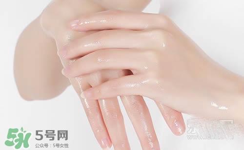 手膜做完要洗手嗎？手膜做完要不要洗手？