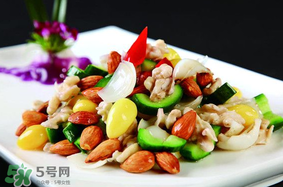 香椿和羊肉能一起吃嗎？香椿和羊肉一起吃了會怎樣？