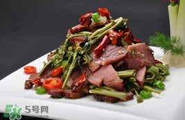 香椿和雞肉可同吃嗎？香椿和雞肉能一起吃嗎？