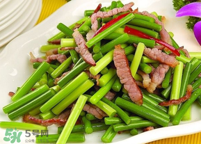 蒜苔不能和什么一起吃？蒜薹不能和什么一起吃？