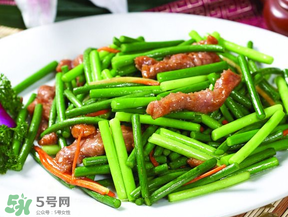 蒜苔不能和什么一起吃？蒜薹不能和什么一起吃？