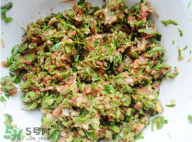 香椿和豬肉能一起吃嗎？香椿豬肉餃子餡兒的做法