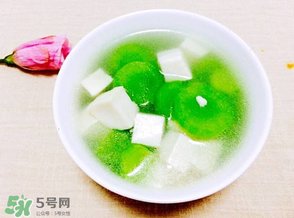 萵筍能和豆腐一起吃嗎？豆腐和萵筍可以一起吃嗎？