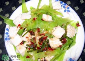 萵筍能和豆腐一起吃嗎？豆腐和萵筍可以一起吃嗎？