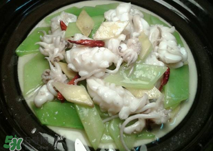萵筍和魚(yú)能一起吃嗎？萵筍可以和魚(yú)一起煮嗎？