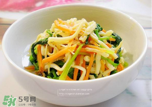 洋蔥和胡蘿卜能一起吃嗎？洋蔥和胡蘿卜可以一起炒嗎？