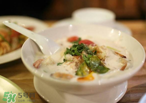 花甲能和豆腐一起吃嗎？花甲和豆腐能一起吃嗎？
