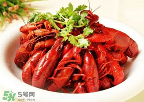 月經可以吃油燜大蝦嗎？經期能吃油燜大蝦嗎？
