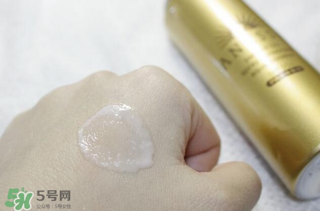 安耐曬噴霧可以帶上飛機(jī)嗎？安耐曬防曬噴霧可以托運(yùn)嗎？
