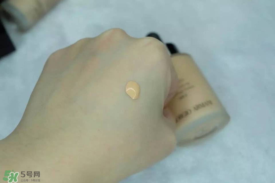 混合皮用什么粉底液？混合皮膚用什么粉底液比較好？