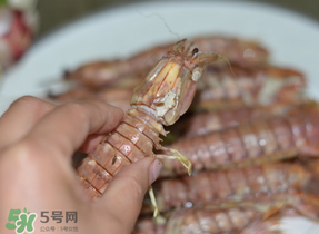 皮皮蝦中間硬的能吃嗎？皮皮蝦中間硬的是什么？