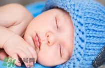 怎么樣給寶寶清理鼻腔？給寶寶清理鼻腔要注意什么？