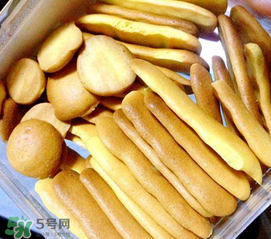 適合寶寶吃的小餅干怎么做？寶寶能吃的小餅干怎么做？