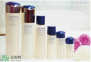 悅薇水乳滋潤和清爽哪個好？悅薇水乳滋潤和清爽區(qū)別