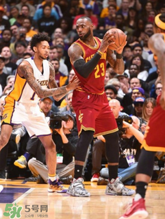 nike lebron 14怎么樣？耐克lebron 14測(cè)評(píng)
