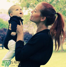 家長(zhǎng)什么時(shí)候可以帶寶寶進(jìn)行戶外活動(dòng)？寶寶最佳的戶外運(yùn)動(dòng)時(shí)間是什么？