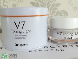 蒂佳婷素顏霜孕婦可以用嗎？v7素顏霜孕婦可以用嗎
