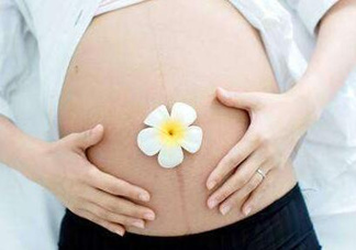 孕婦摸肚子對(duì)胎兒有什么危害嗎？孕婦摸肚子的正確方法？
