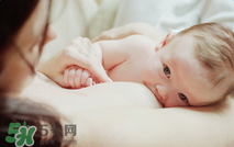 正常母乳是什么顏色？什么顏色的母乳營(yíng)養(yǎng)高？