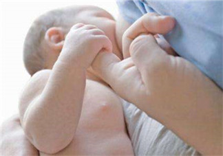 正常母乳是什么顏色？什么顏色的母乳營養(yǎng)高？