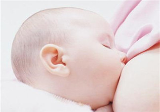我的奶水發(fā)黃是怎么回事？ 哺乳期奶水發(fā)黃還可以喂奶嗎？