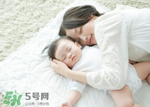 寶寶一般在什么時(shí)候會(huì)叫爸爸媽媽？寶寶說(shuō)話和智力有關(guān)系嗎