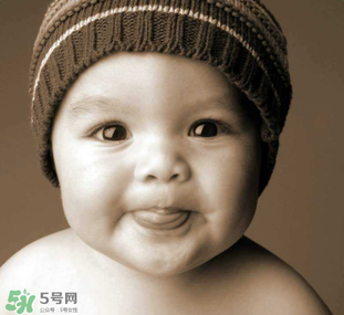 寶寶遲遲不肯說(shuō)話該怎么辦？寶寶說(shuō)話晚的正確引導(dǎo)辦法