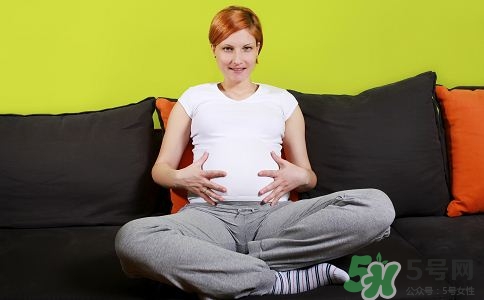 妊娠紋什么時(shí)候長(zhǎng)出來(lái)？哪種皮膚容易長(zhǎng)妊娠紋？