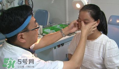 鹽水洗鼻能治好鼻炎嗎？鹽水洗鼻的正確方法
