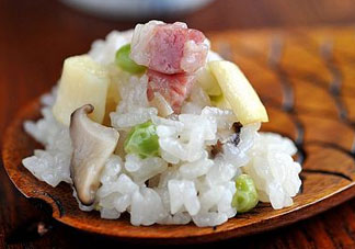 立夏飯?jiān)趺醋?？立夏飯的益?>
<p class=