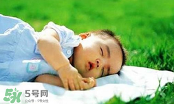 寶寶曬太陽怎么曬？最佳的曬太陽時(shí)間
