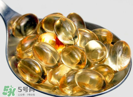 嬰兒吃魚肝油有什么好處？嬰兒吃魚肝油會拉肚子嗎？
