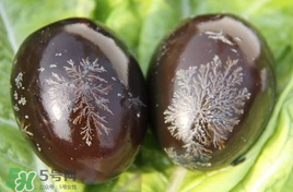 端午節(jié)為什么要吃皮蛋？端午節(jié)吃皮蛋的由來(lái)