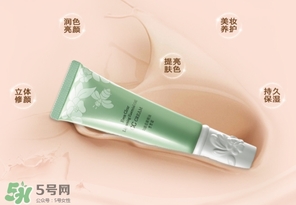 用cc霜還用bb霜嗎？用cc霜之前需要用bb嗎？