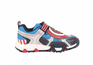 stride rite的中文叫什么？stride rite的中文怎么翻譯？