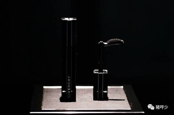 紀(jì)梵?？烧郫B睫毛膏怎么樣？紀(jì)梵?？烧郫B睫毛膏多少錢(qián)？