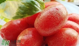 羊奶果要?jiǎng)兤幔垦蚰坦麆兤み€是帶皮吃好？