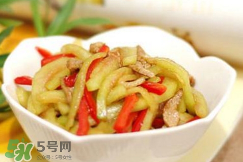 西瓜皮能吃嗎？西瓜皮怎么做好吃