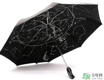 防紫外線傘可以淋雨嗎？防紫外傘雨天可以打嗎？