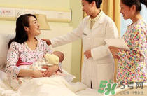 夏天坐月子可以吹風(fēng)扇嗎？夏天風(fēng)扇能不能給產(chǎn)婦用？
