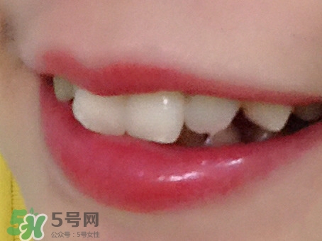 嬌蘭小黑裙003多少錢？嬌蘭小黑裙唇膏003專柜價格