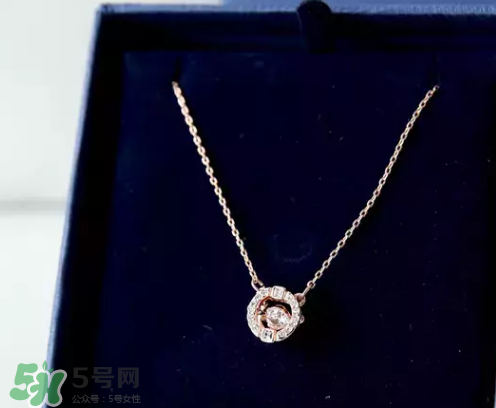 施華洛世奇跳動的心是什么材質？跳動的心項鏈是銀的嗎？