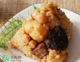 花生粽子怎么做好吃？花生粽子怎么包？