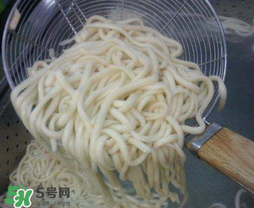 蛔蟲(chóng)面怎么做？蛔蟲(chóng)面的做法
