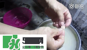肉松餅是棉花做的？肉松餅里面是棉花