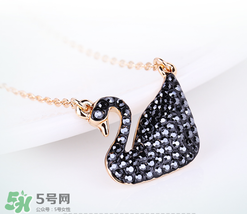 施華洛世奇黑天鵝項(xiàng)鏈多少錢？施華洛世奇黑天鵝項(xiàng)鏈專柜價(jià)格